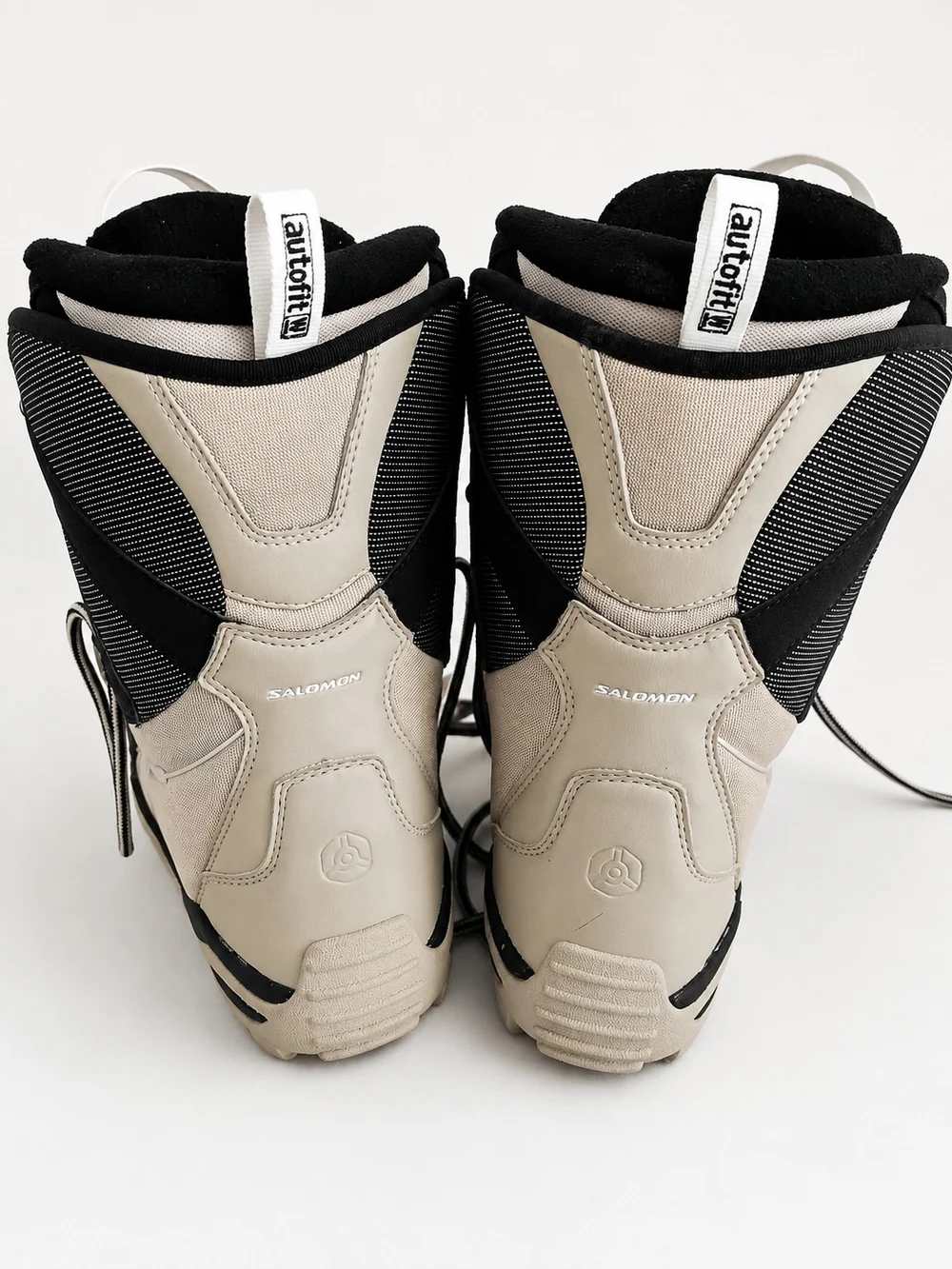Salomon Ivy Women’s Snowboard Boots Size 8 Black Gray Autofit Quick Lace